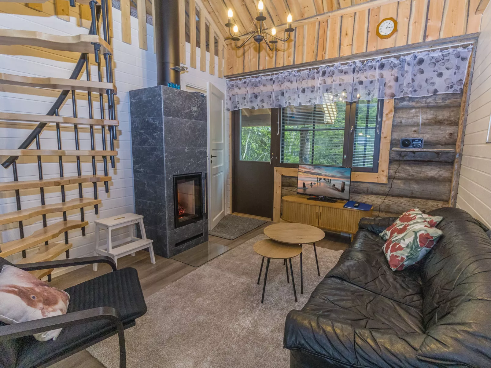 Kantapää d2-Dedans