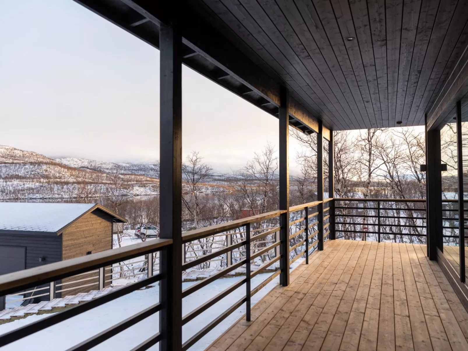 Saanan lumous-Drinnen