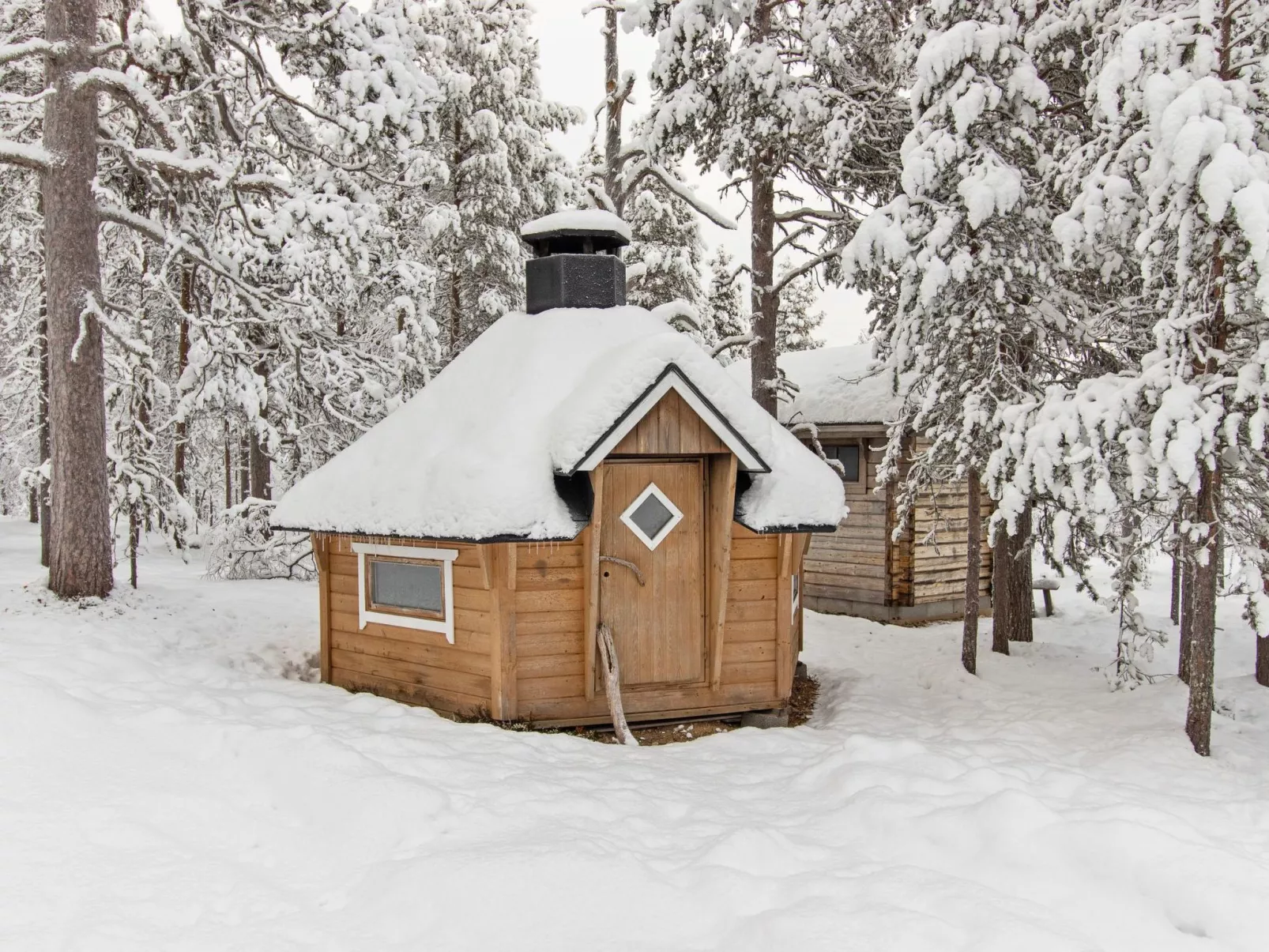 Ressipysäkki 1-Inside