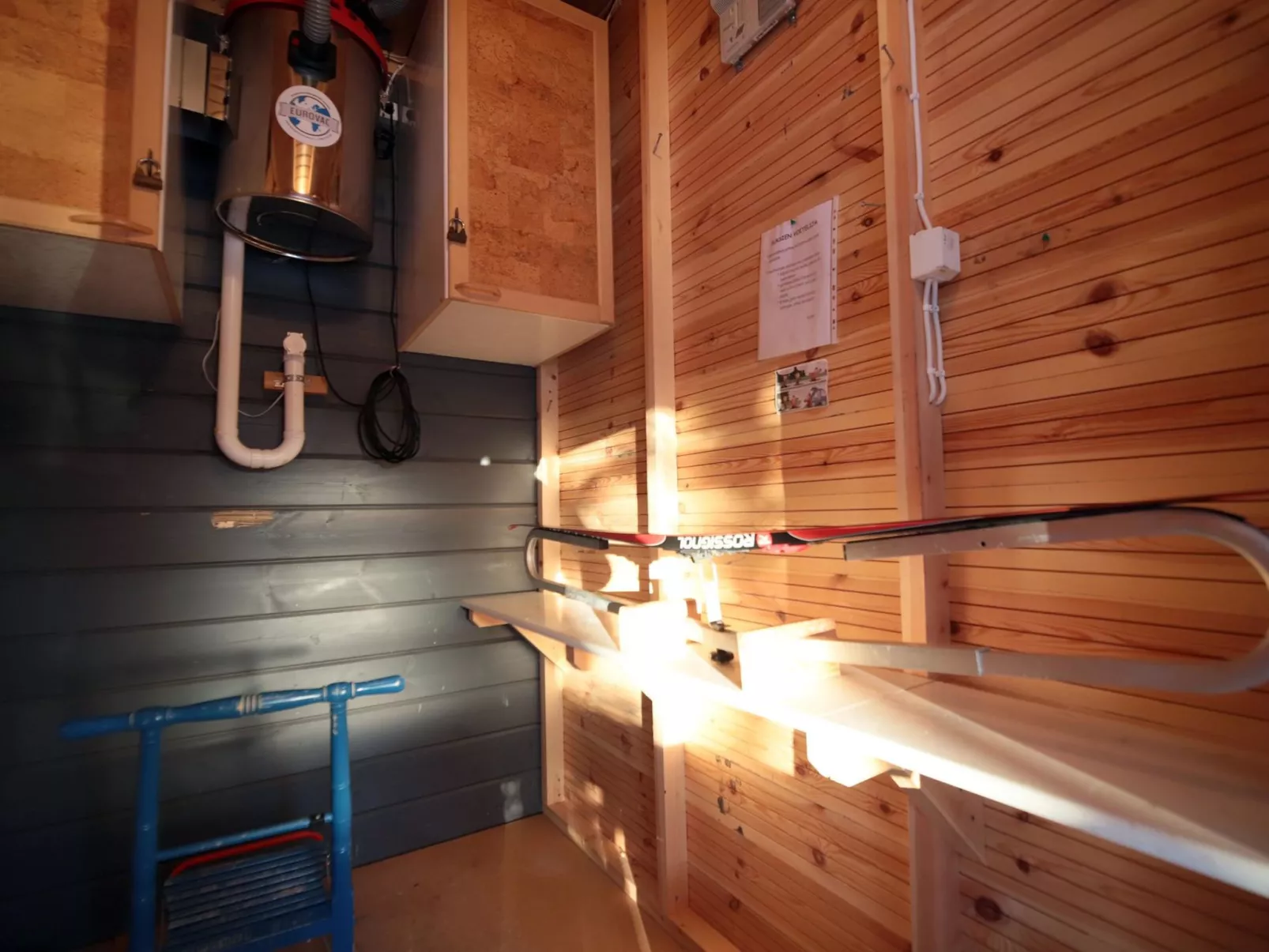 Tunturituuli b-Inside