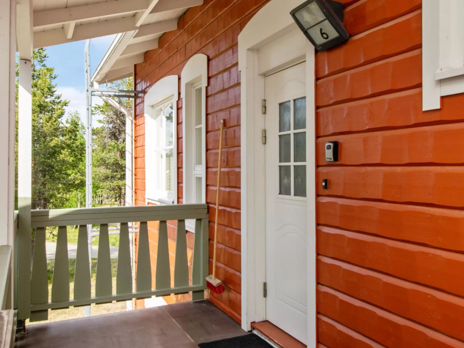 Moitakuru a6-Drinnen