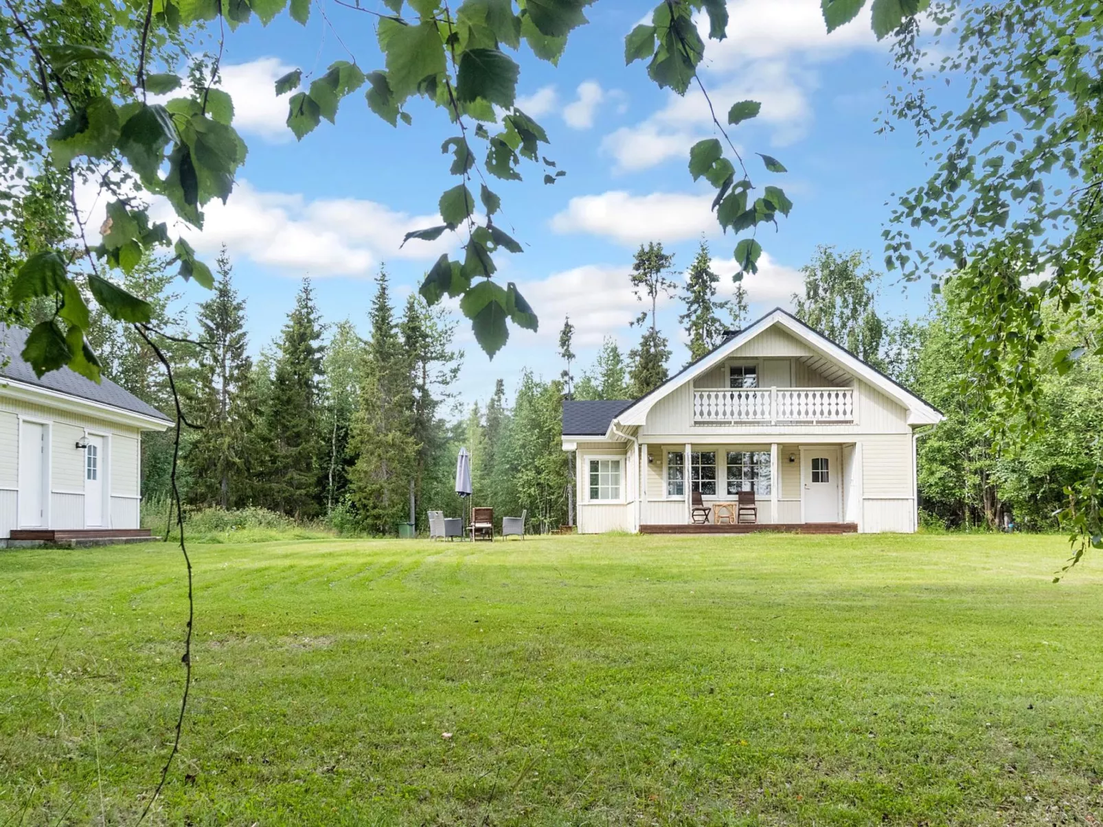 Villa vuorso-Drinnen