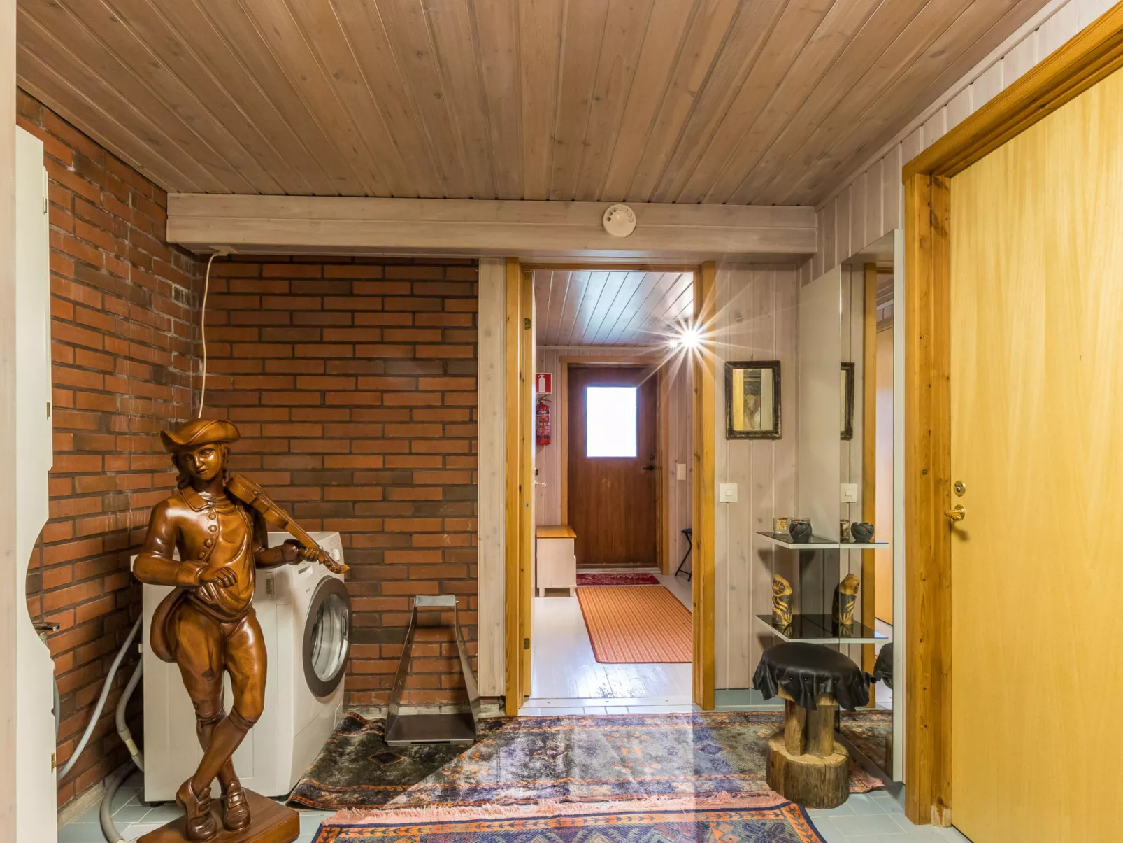 Kesänkilehto-Inside