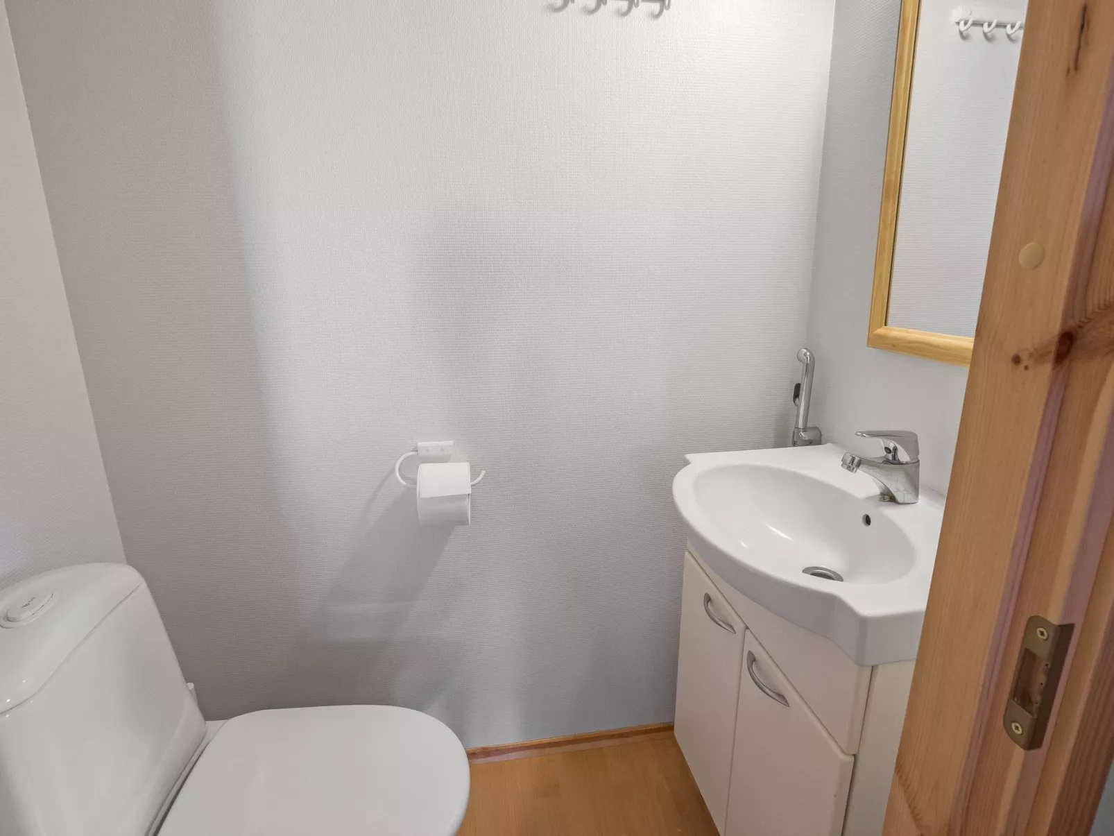 Teerentie / poronpesä (g20)-Inside