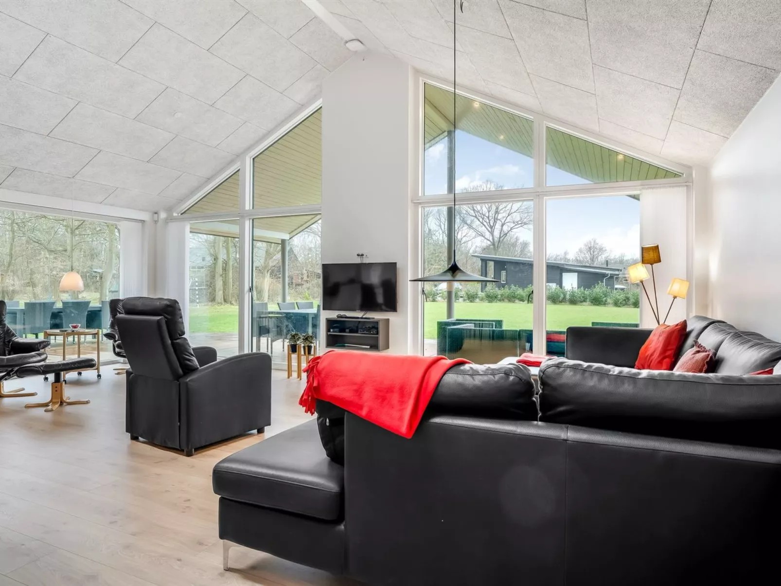 "Erlinda" - 300m from the sea-Dedans