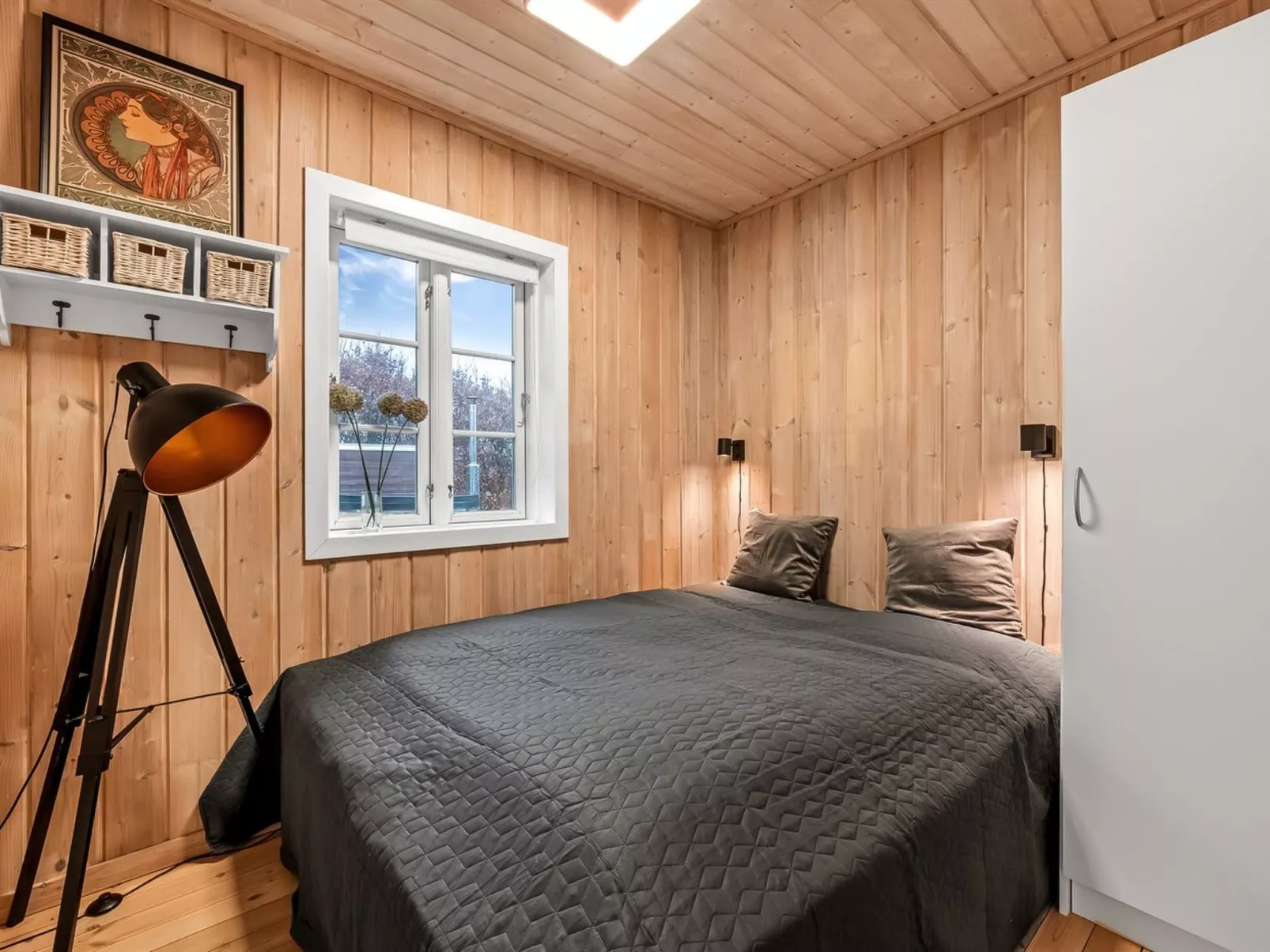 "Gunwald" - 1km to the fjord-Drinnen