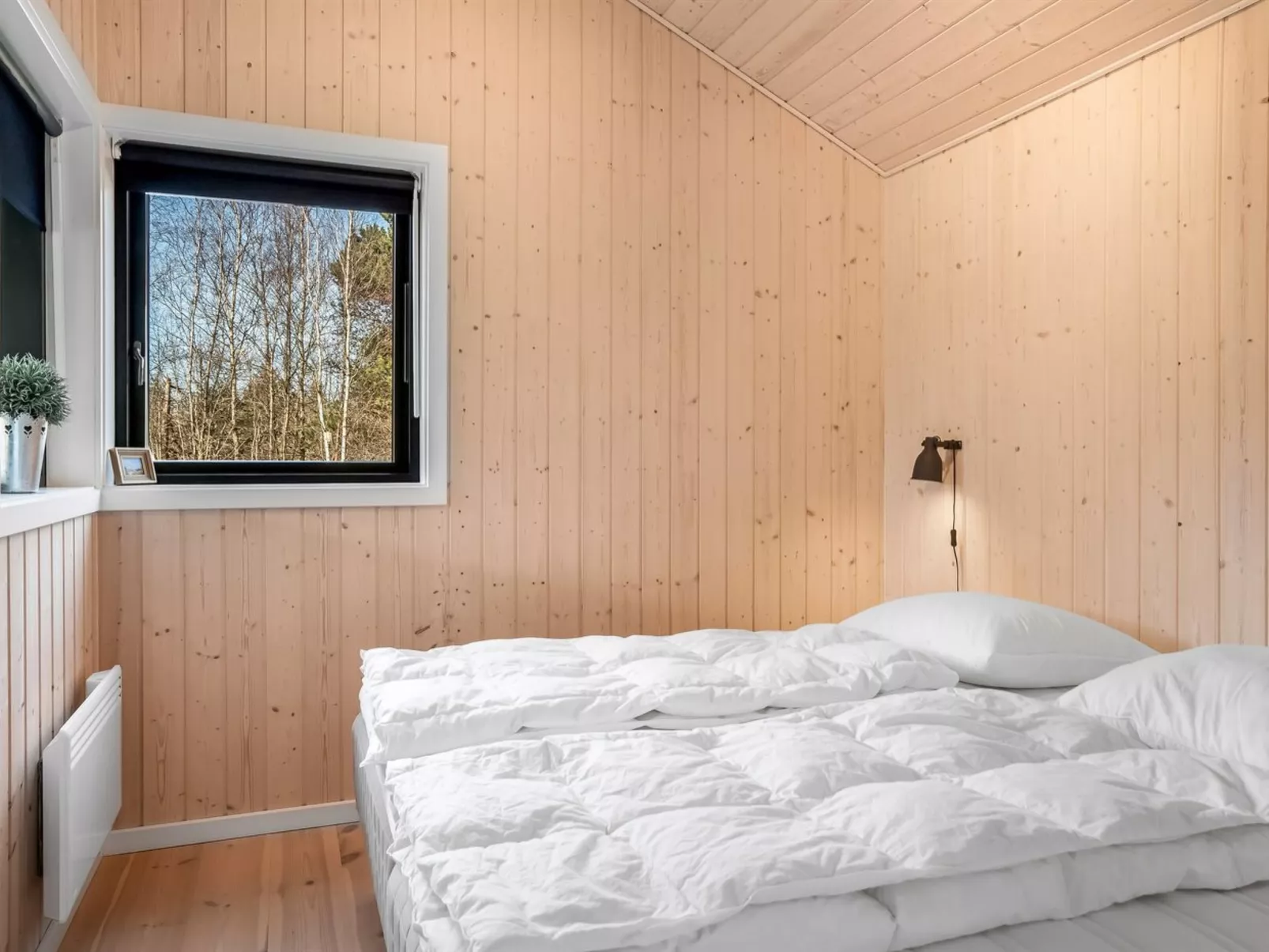 "Angelie" -  from the sea-Inside