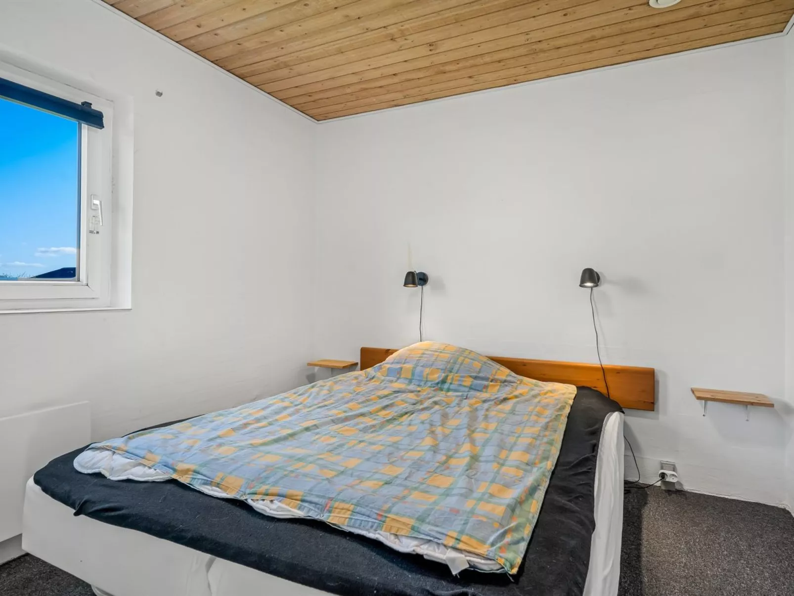 "Nikolce" - 300m to the fjord-Drinnen