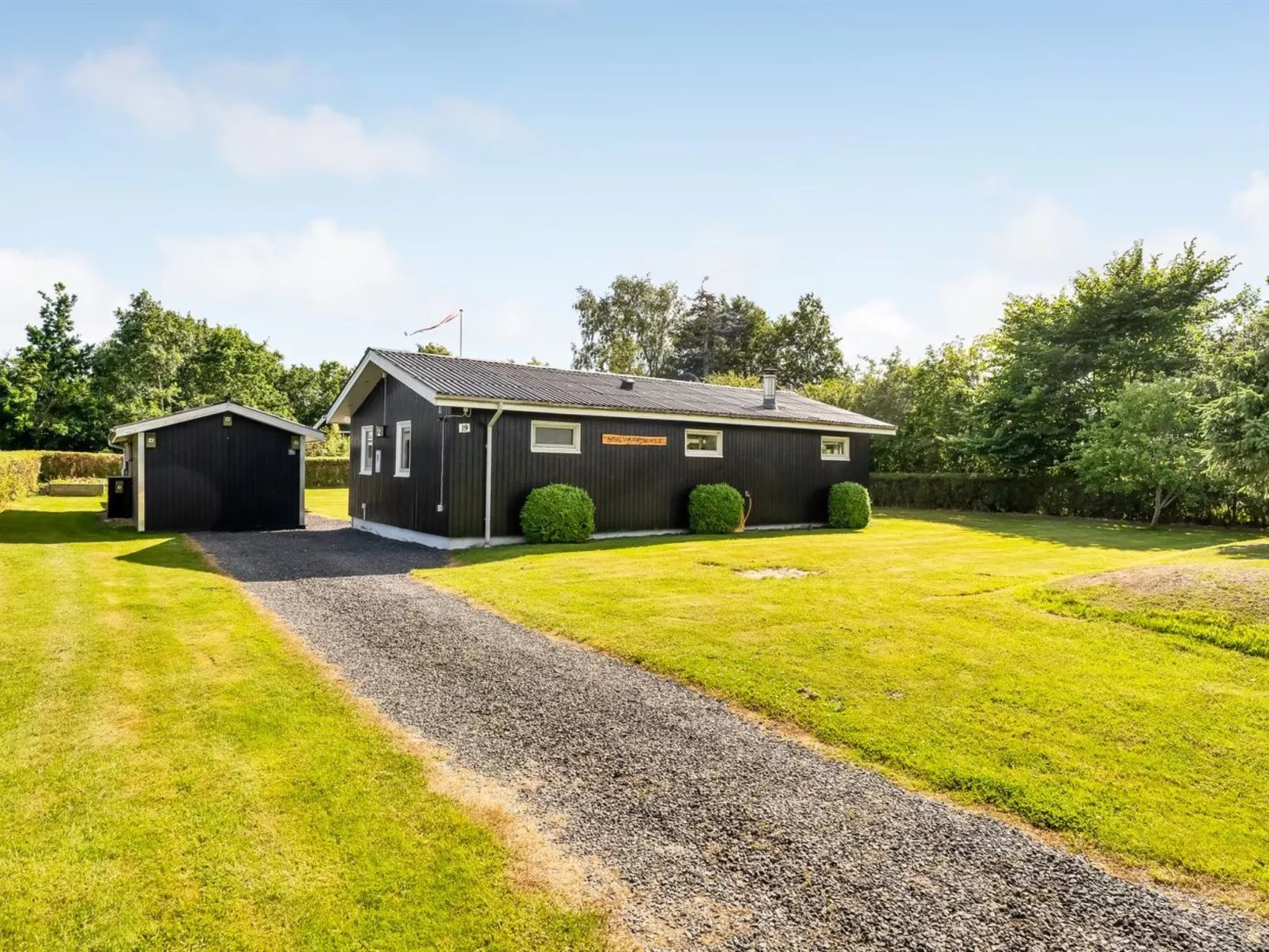 "Helma" - 500m to the fjord-Outside