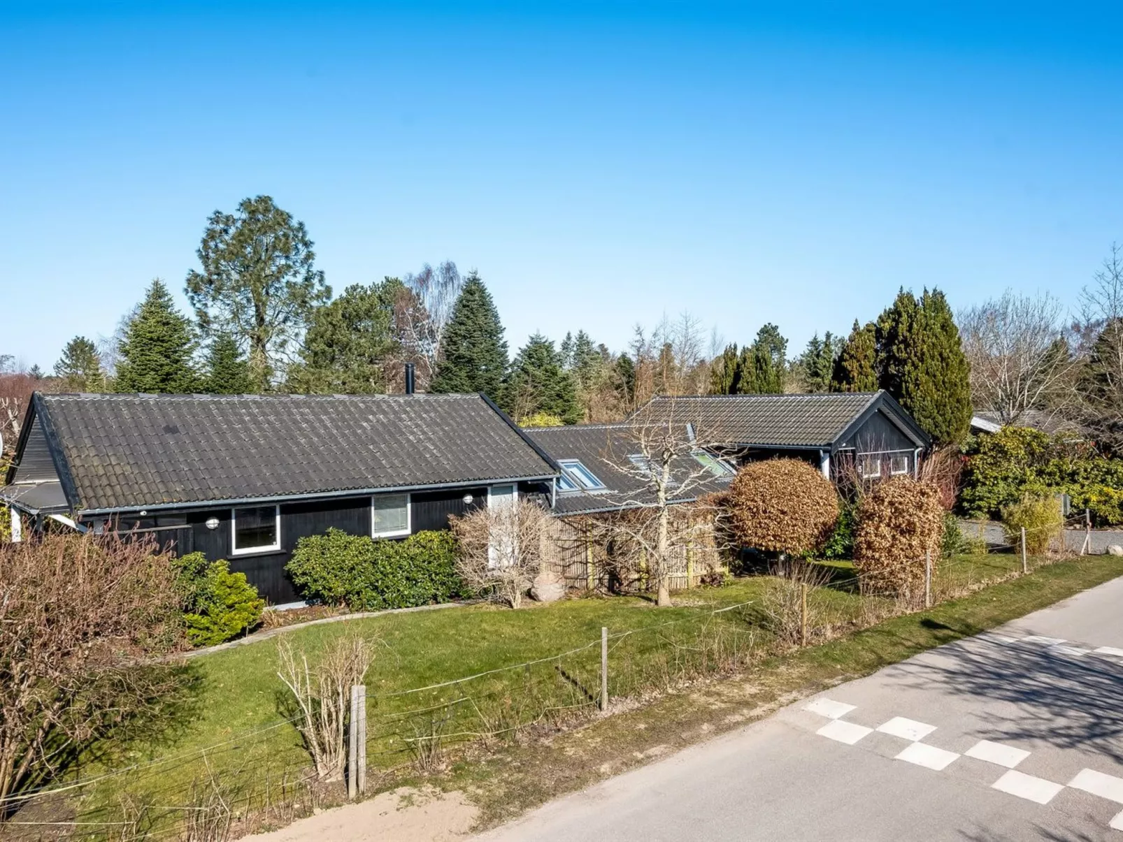 "Hughe" - 1.3km from the sea-Dehors