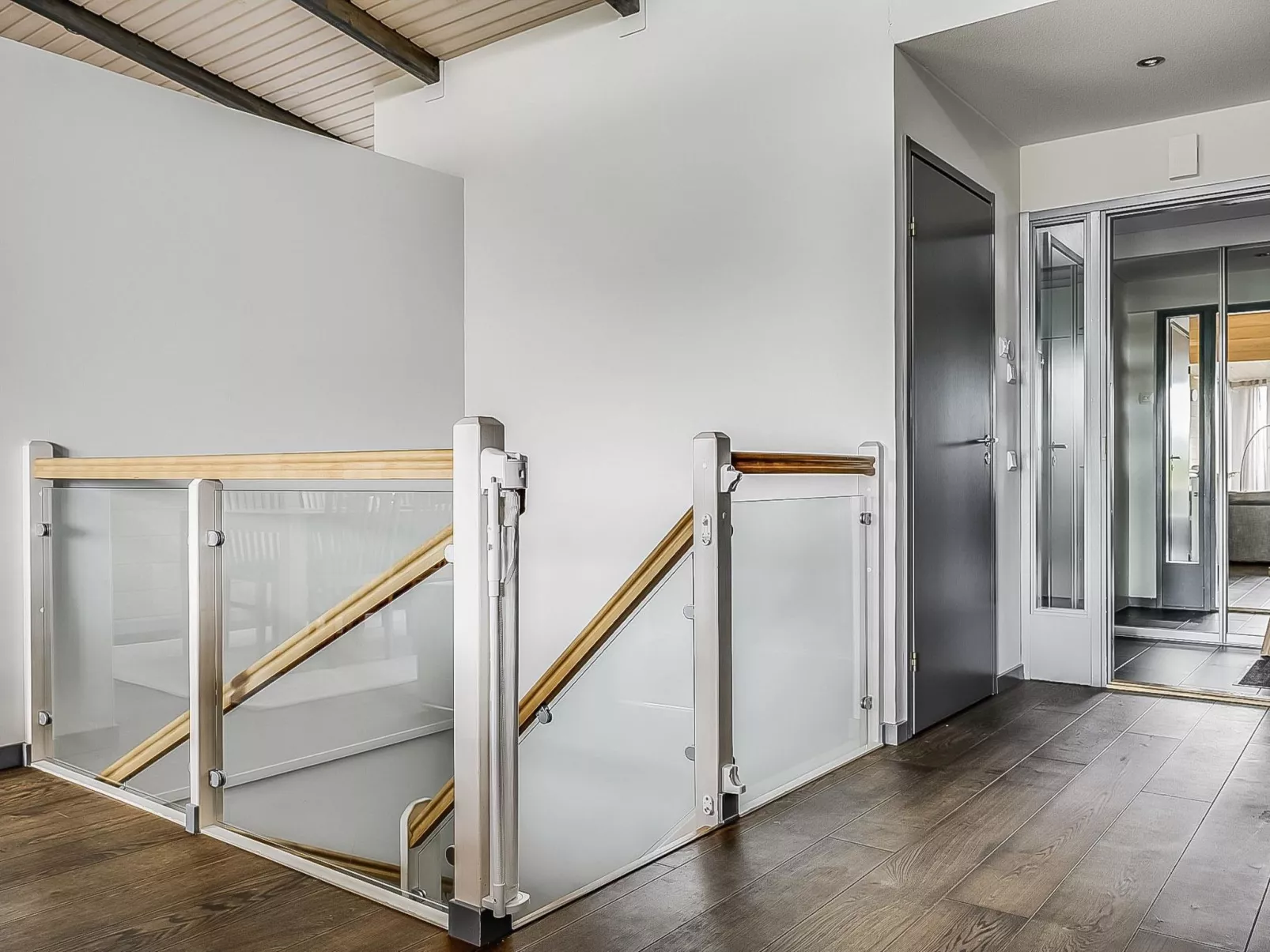 Rukavuorenhuippu 23 b-Dedans