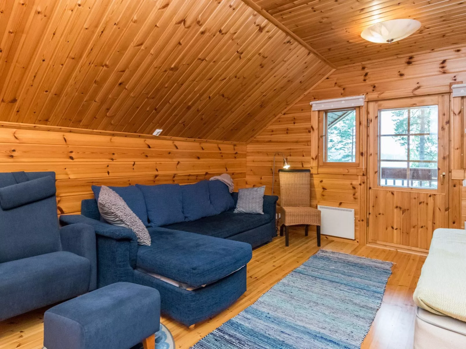 Metsola / huilinpaikka-Dedans