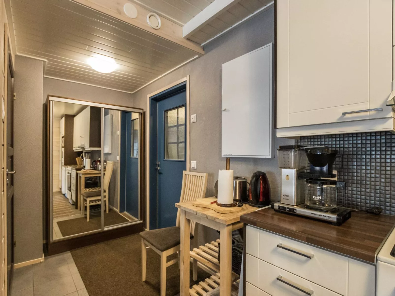 Hil-lak-ka ii as 5-Inside