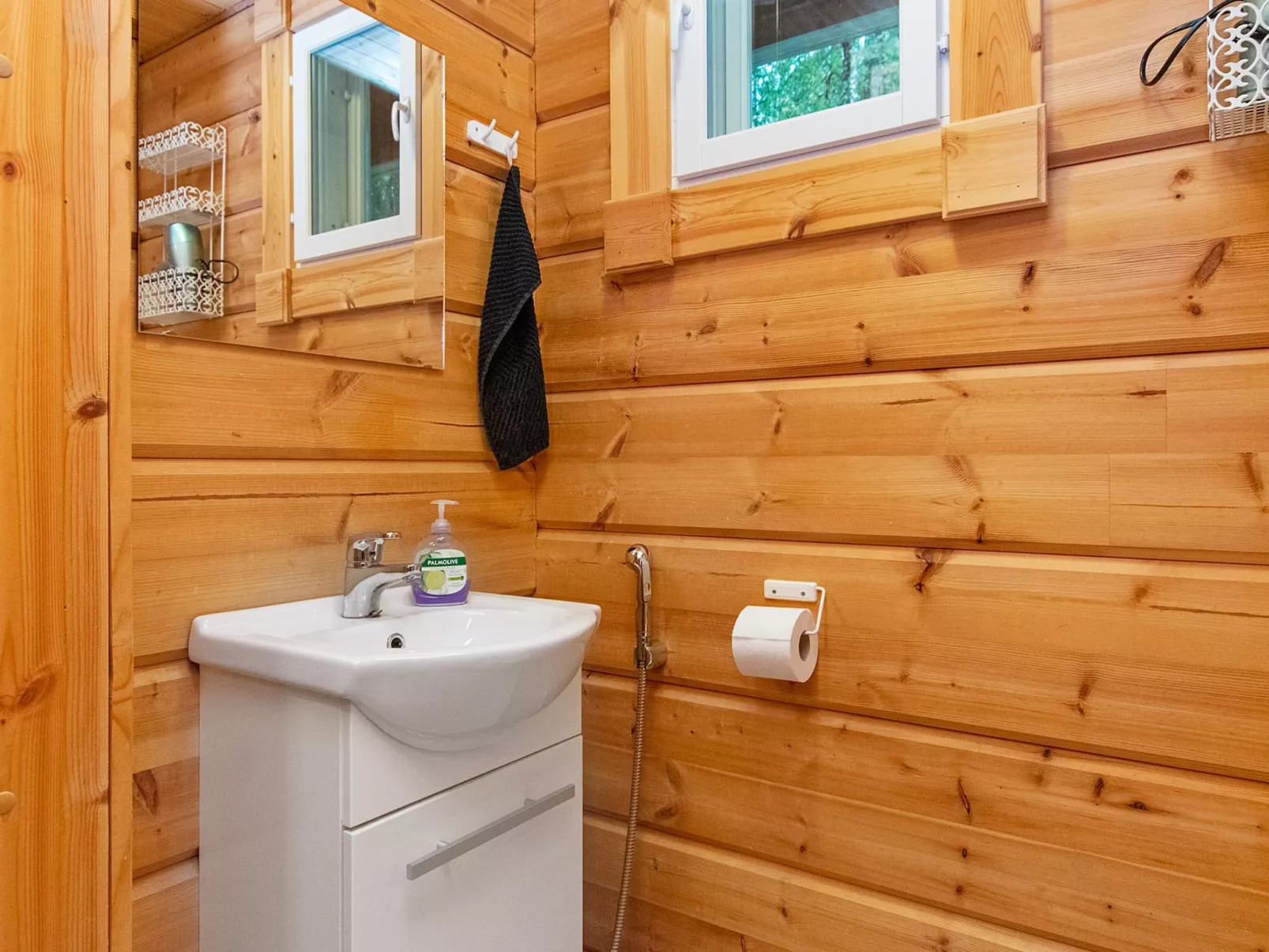 Mökki mikkola-Dedans