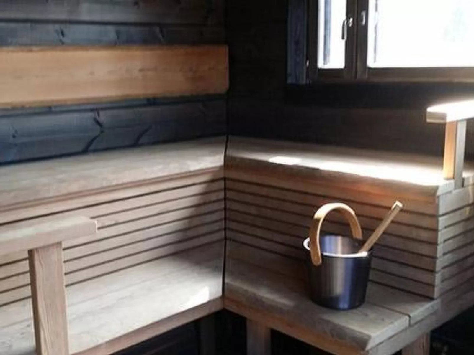 Villa miestamo-Dedans