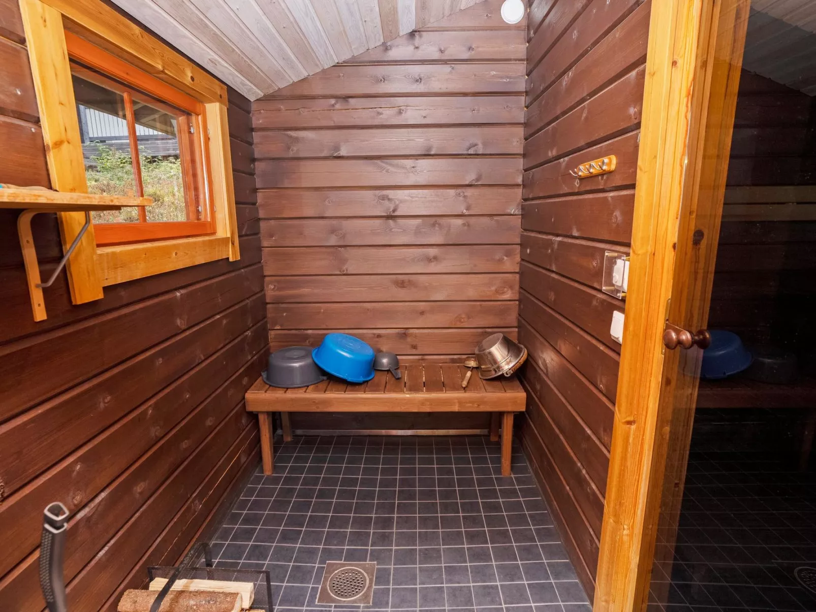 Rukanloisto a-Dedans