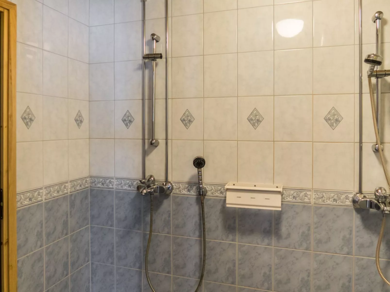 Latukatti 5 c-Drinnen