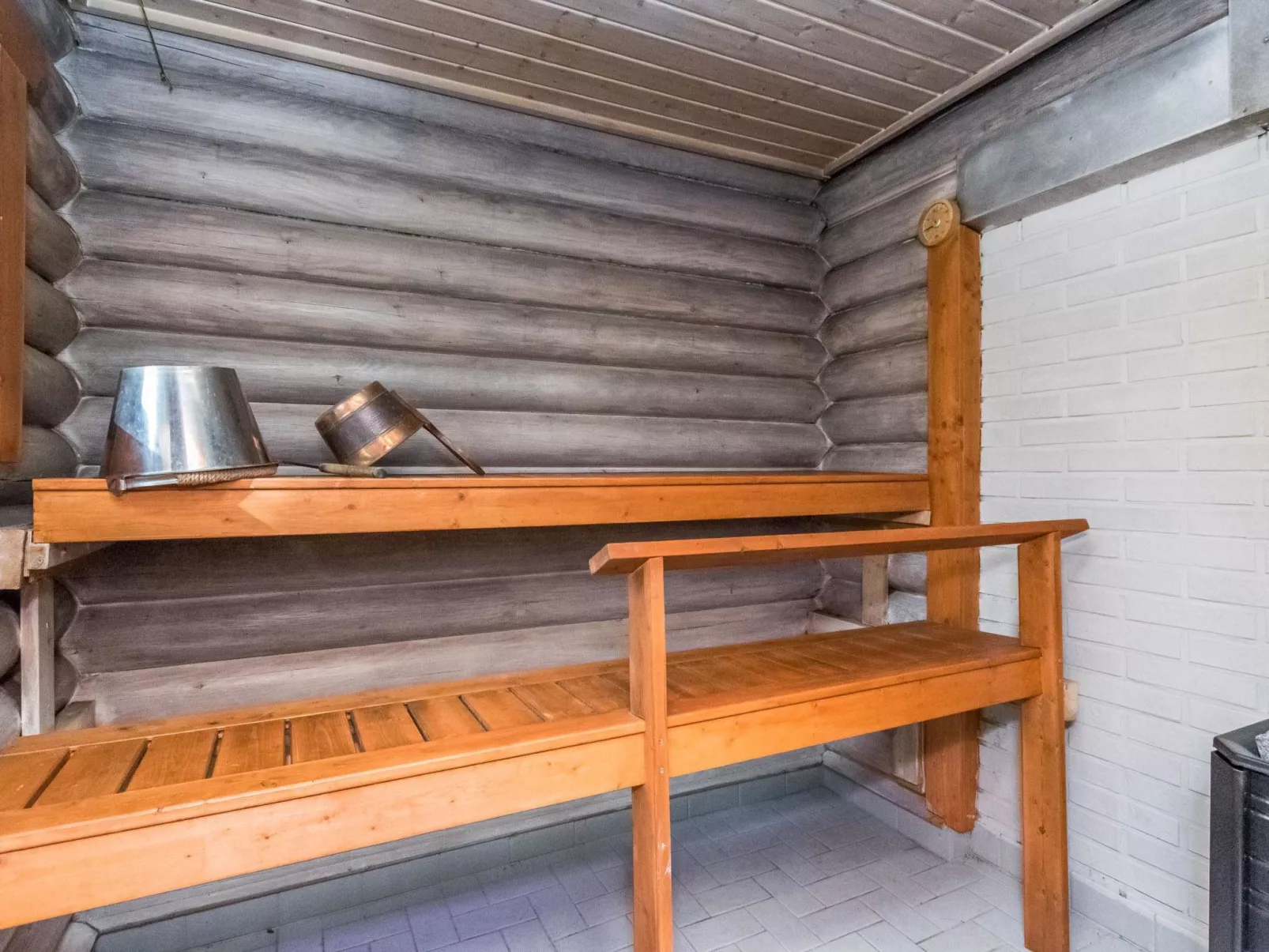 Lohi, cjoe237 a-Inside