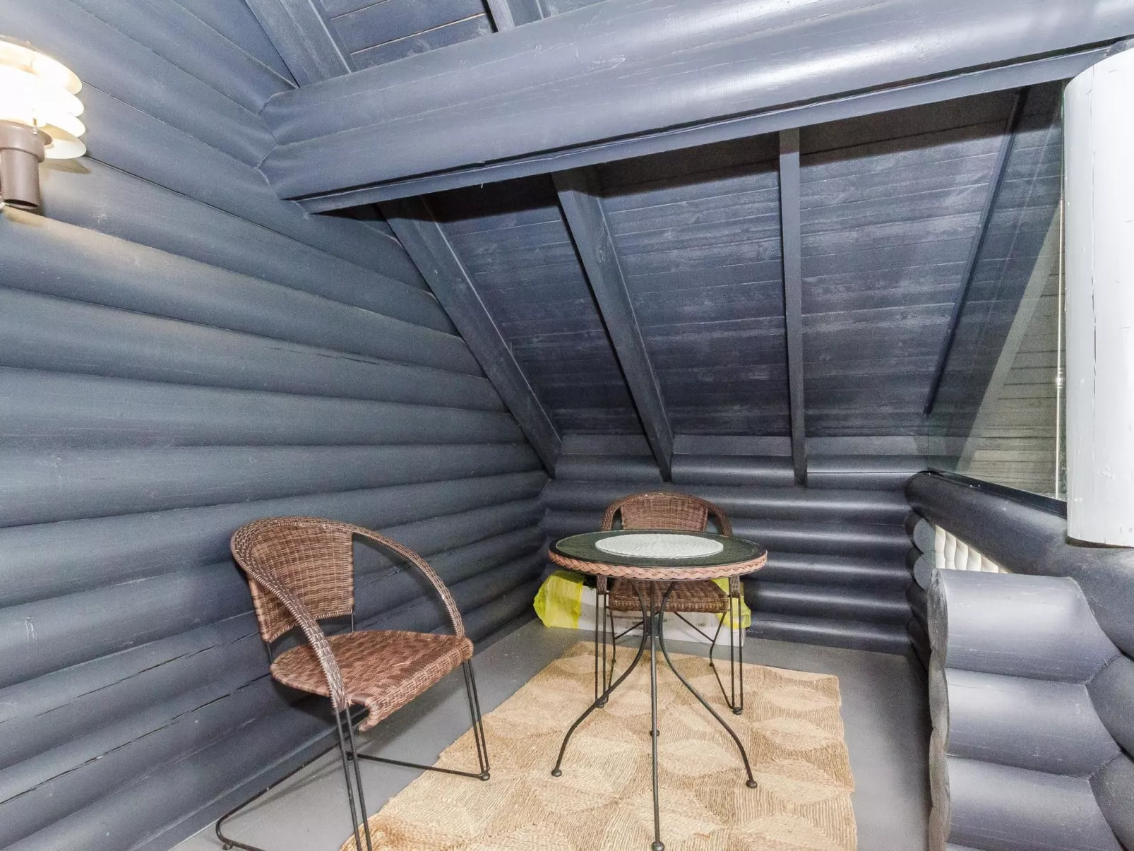 Hatun huilaus-Drinnen