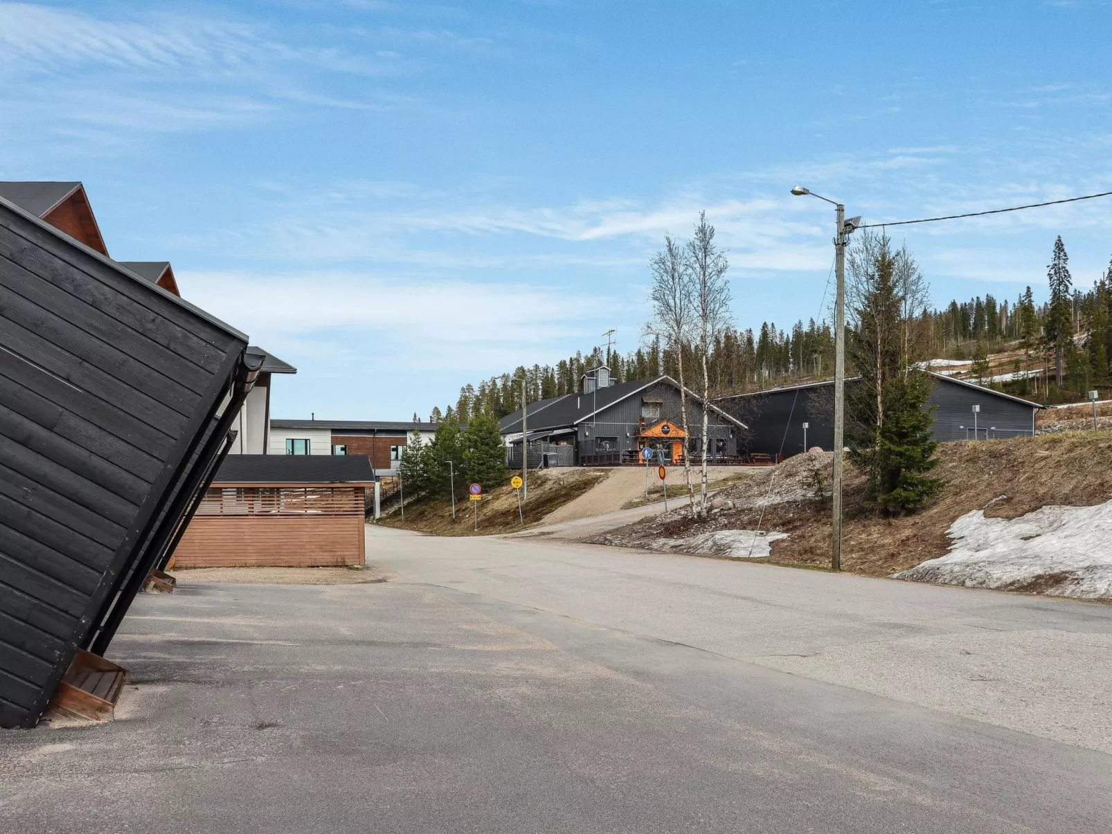 Skivillas 47 ukkohalla (a7)-Dedans