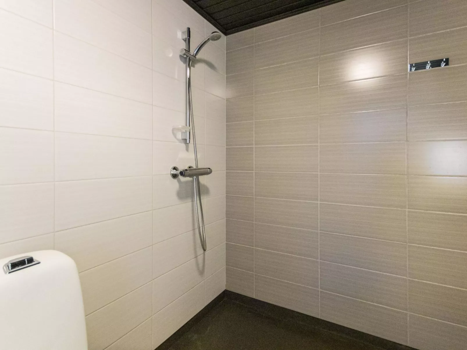 Sun&skivillas 5. (3mh)-Drinnen