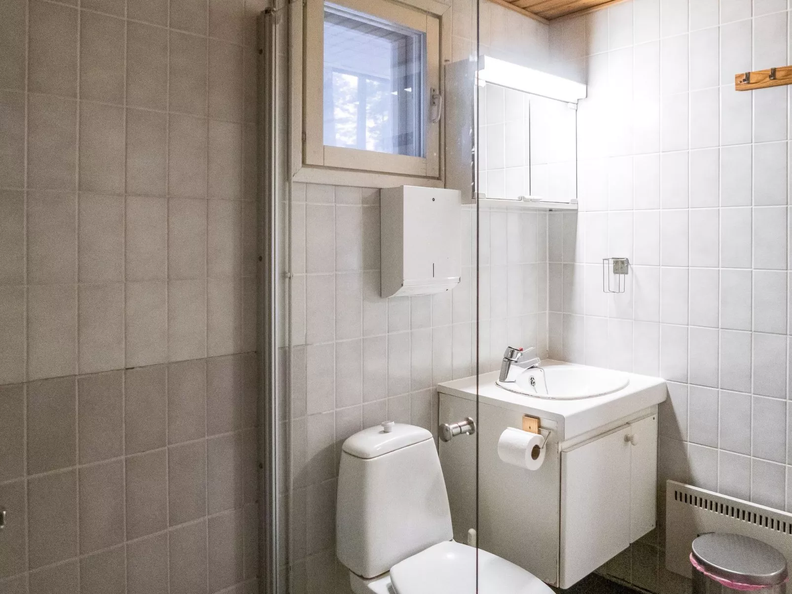 Lomakatti 10b-Dedans