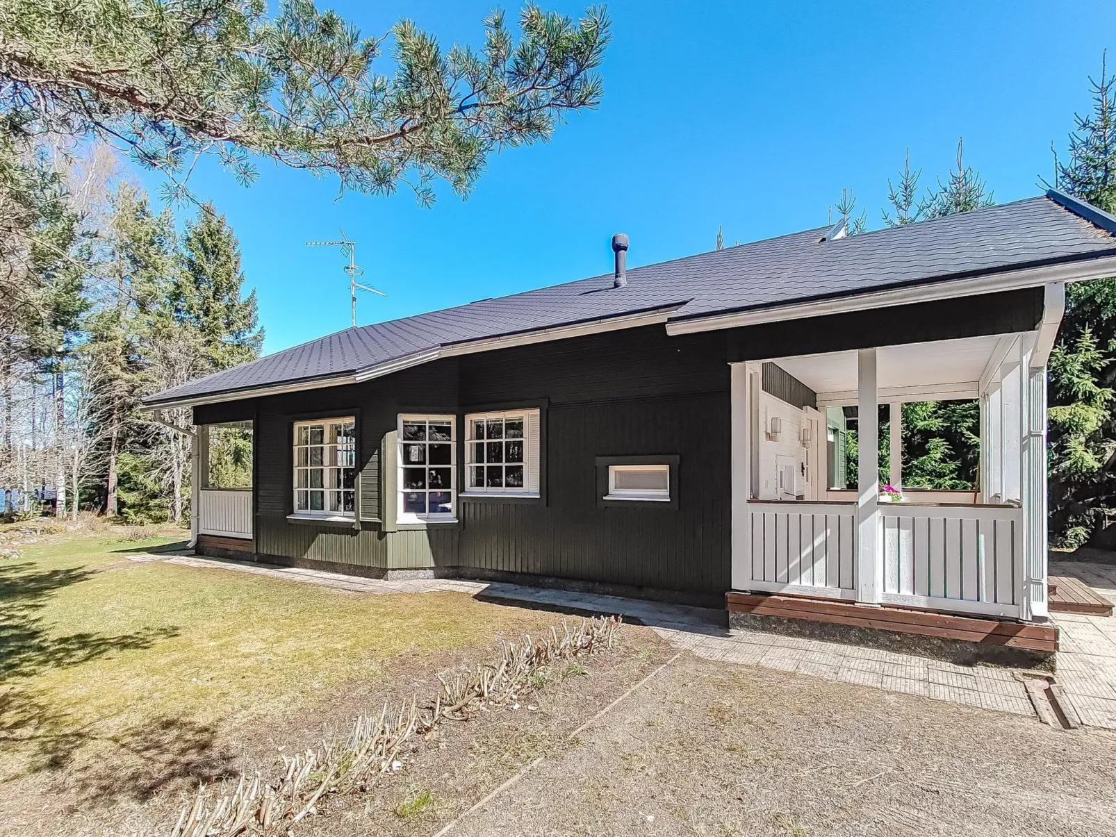 Villa heikinniemi-Inside