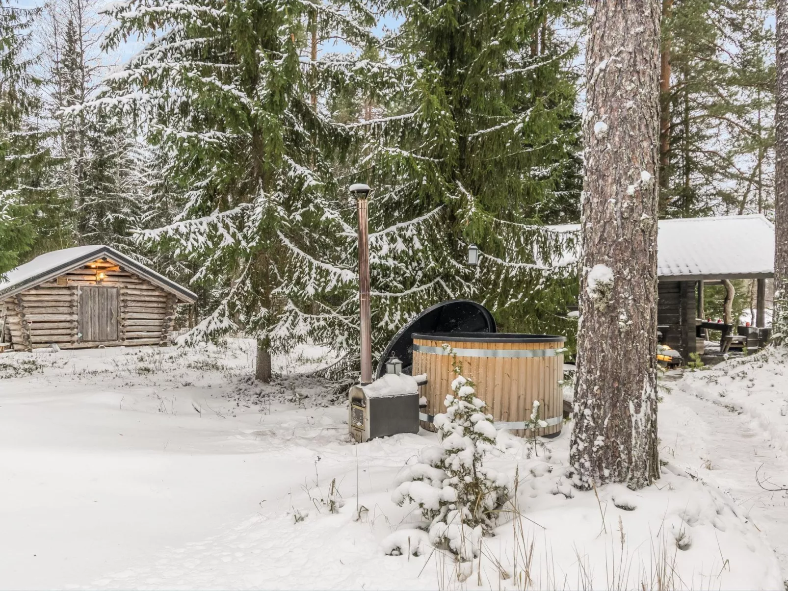 Villa kipinä-Drinnen