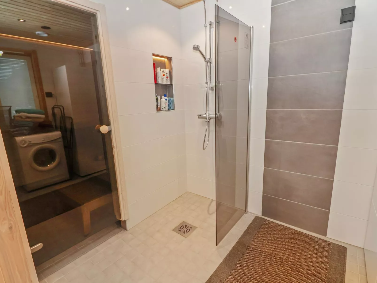 Huvila tornionjoen rannalla-Dedans