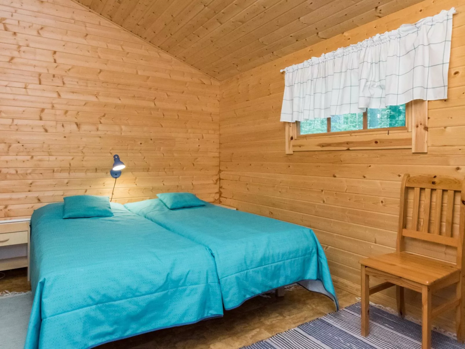 Auringonlasku-Drinnen