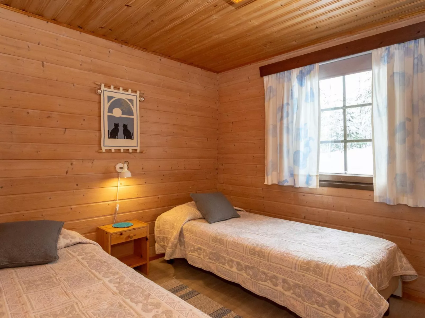 Aamunsarastus-Dedans