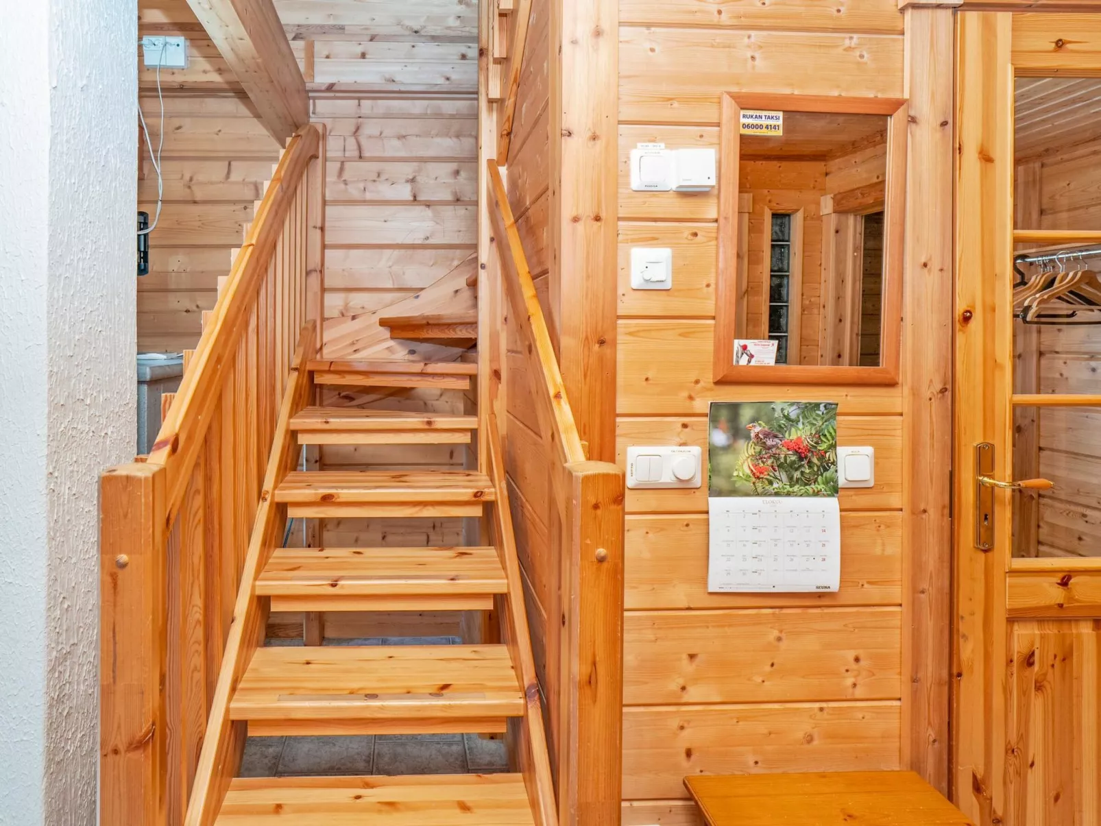 Kinostupa 1a (2)-Inside