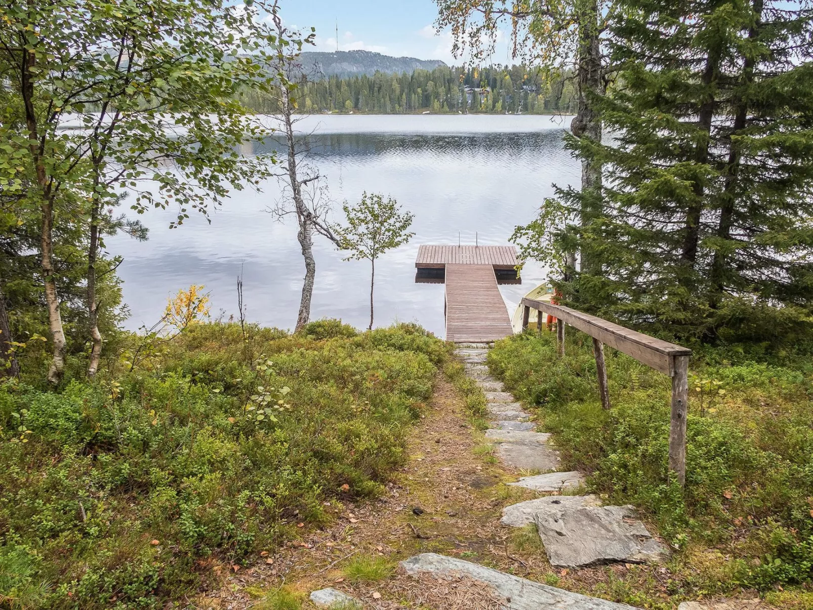 Rukatörmä, kesäjärvi-Dedans