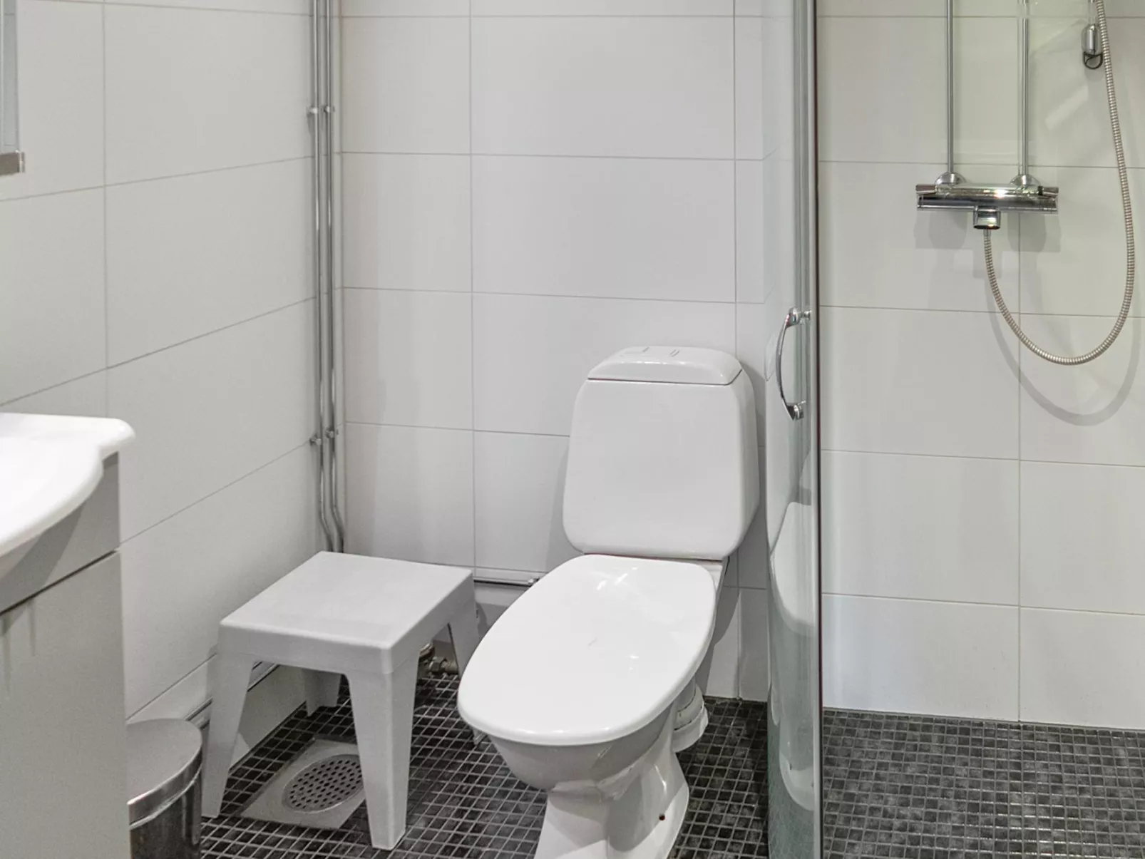 Vuokatinportti a 9-Inside