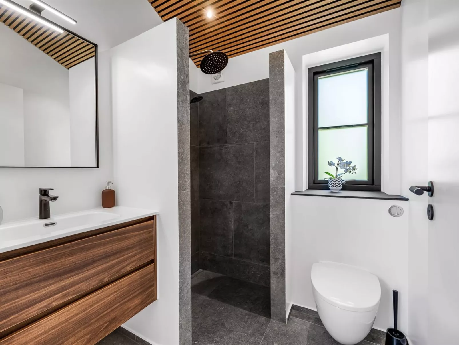 "Tähti" - 425m from the sea-Dedans