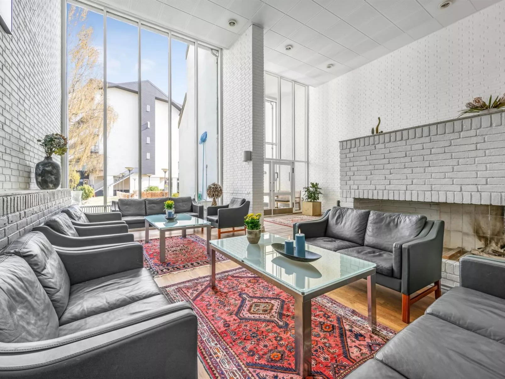 "Epiphania" - 130m from the sea-Outside