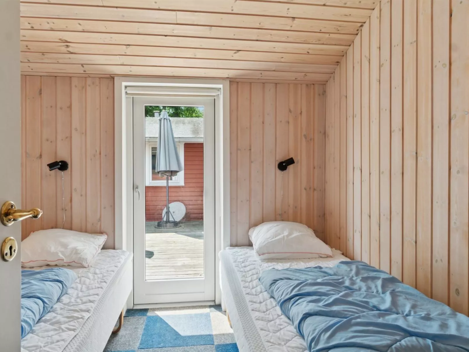 "Rieke" -  from the sea-Inside