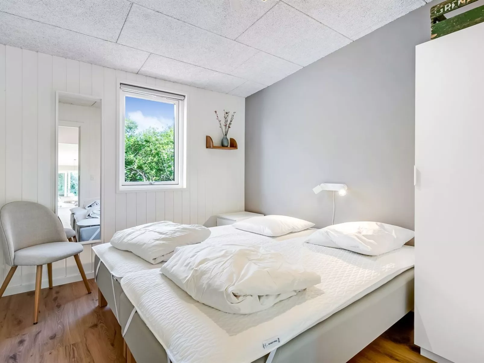 "Arjuna" - 750m from the sea-Inside