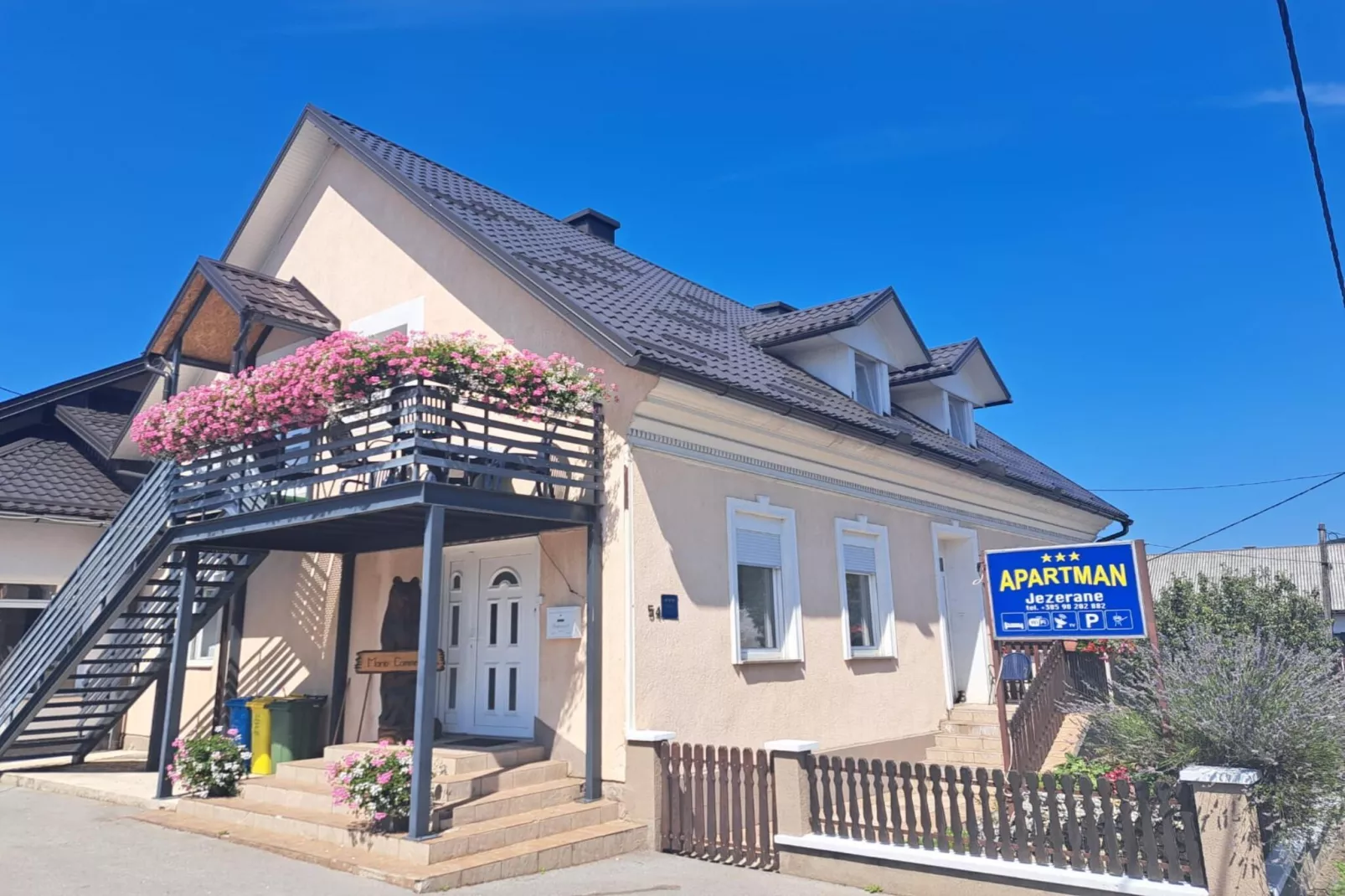 Apartments Jezerane - Studio Apartment-Im Freien