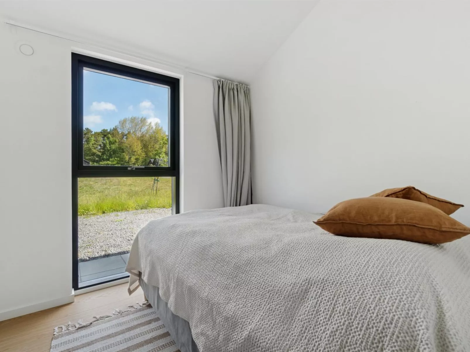 "Tove" - 350m from the sea-Drinnen