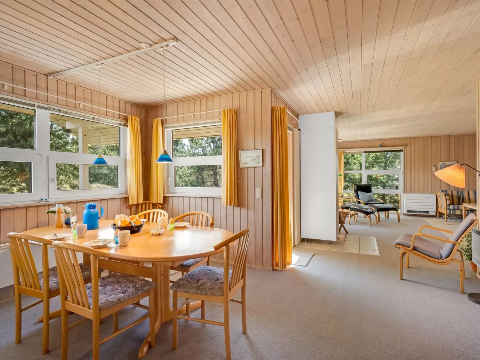 "Jeip" - 2.1km from the sea-Dedans