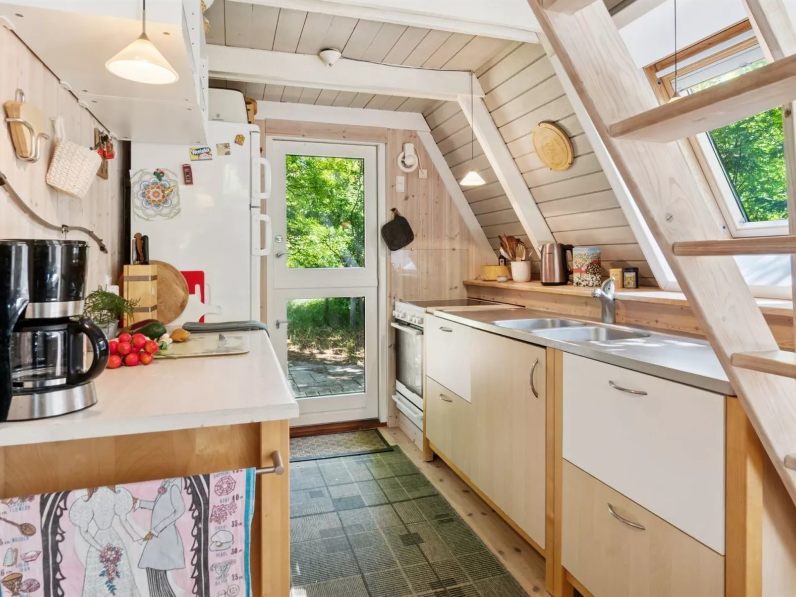 "Thrond" - 500m from the sea-Inside