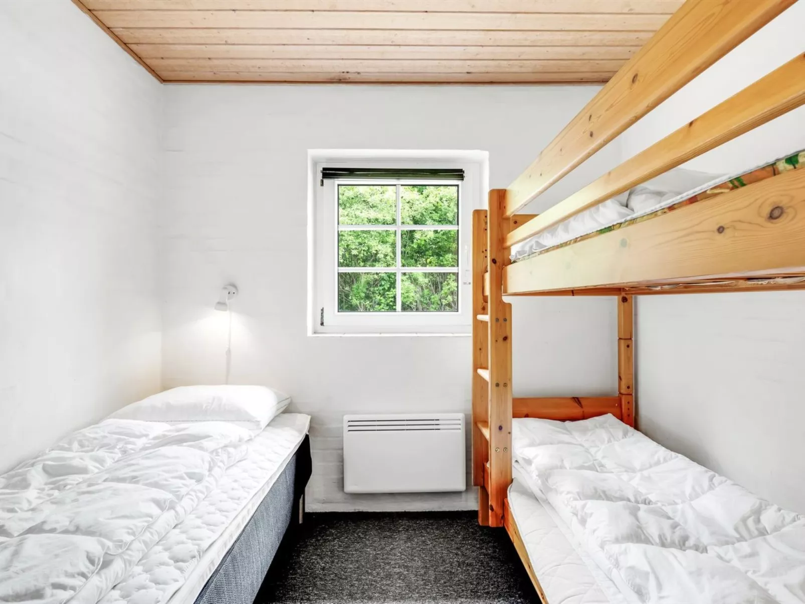 "Ulf" - 2km from the sea-Drinnen