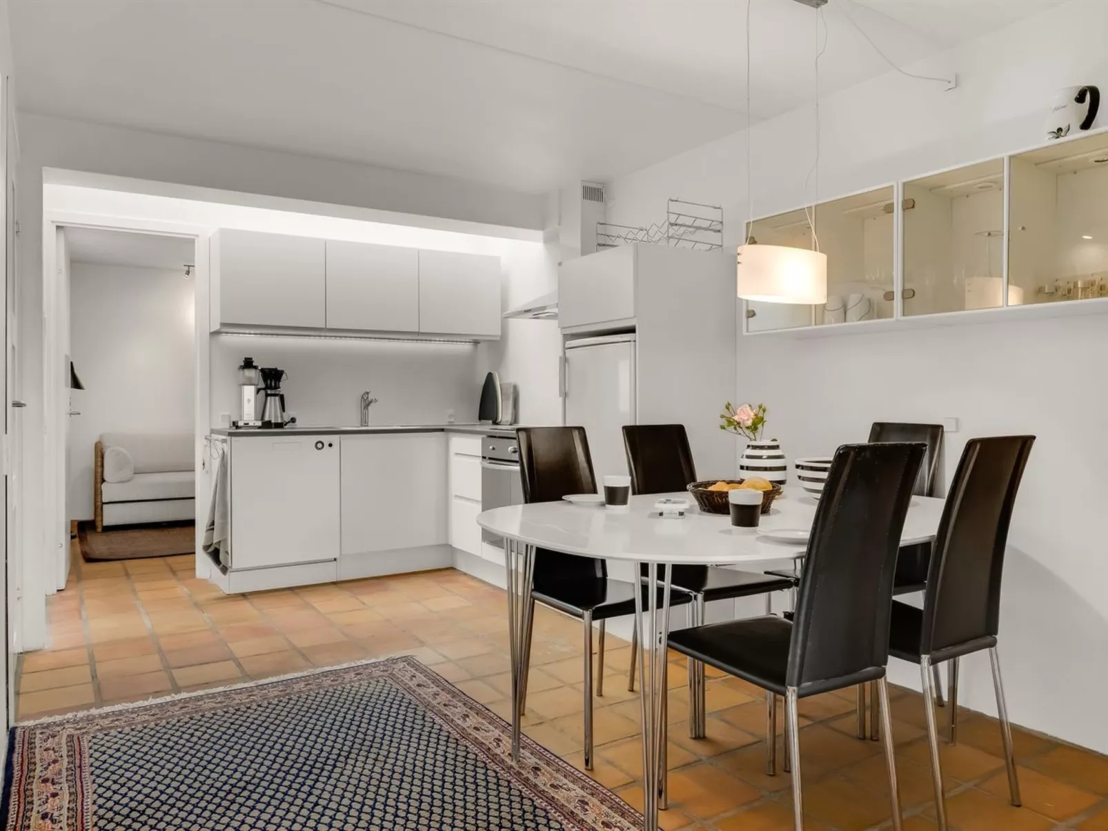 "Nis" - 900m from the sea-Drinnen