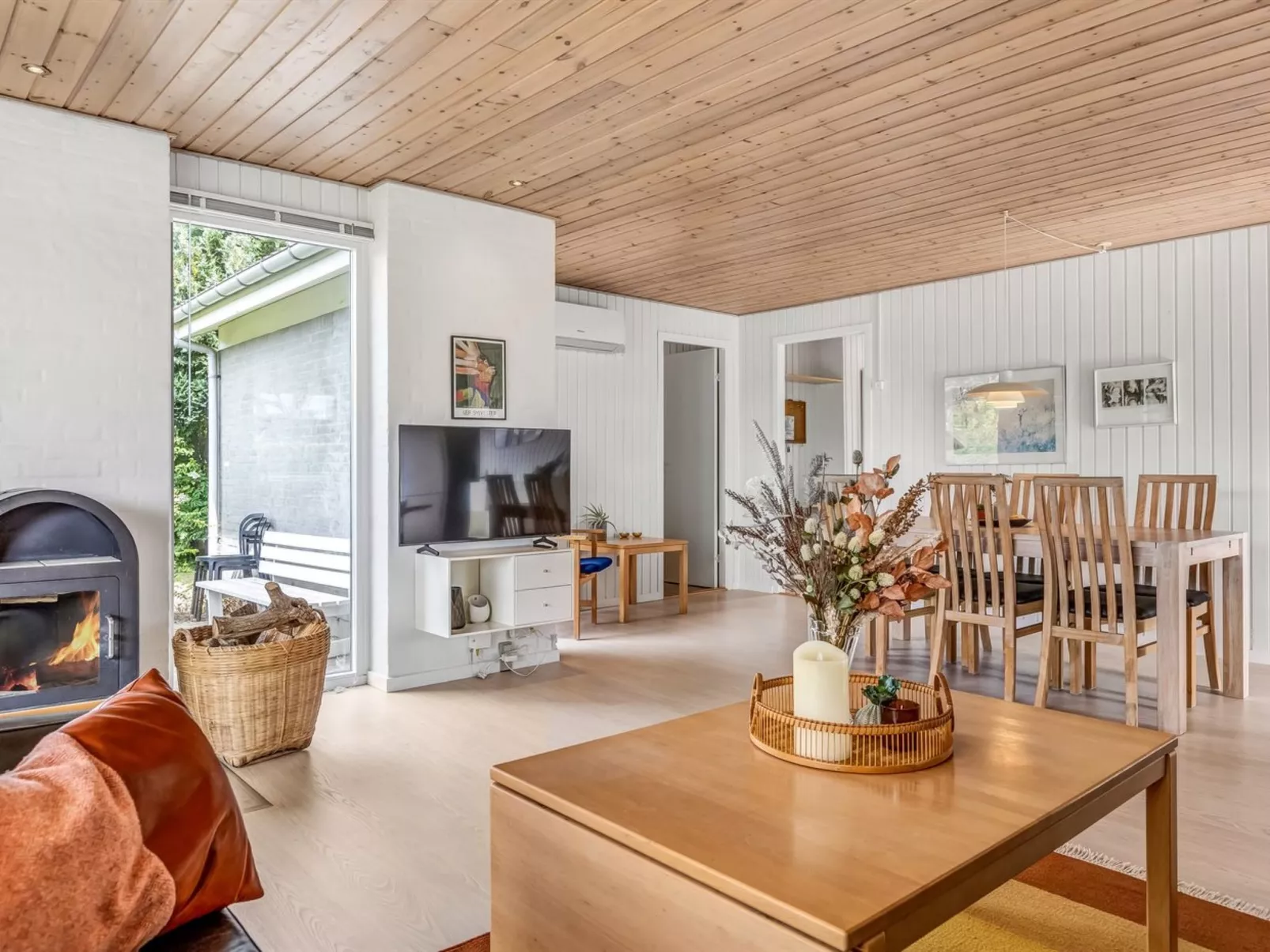 "Tolke" - 400m from the sea-Dedans