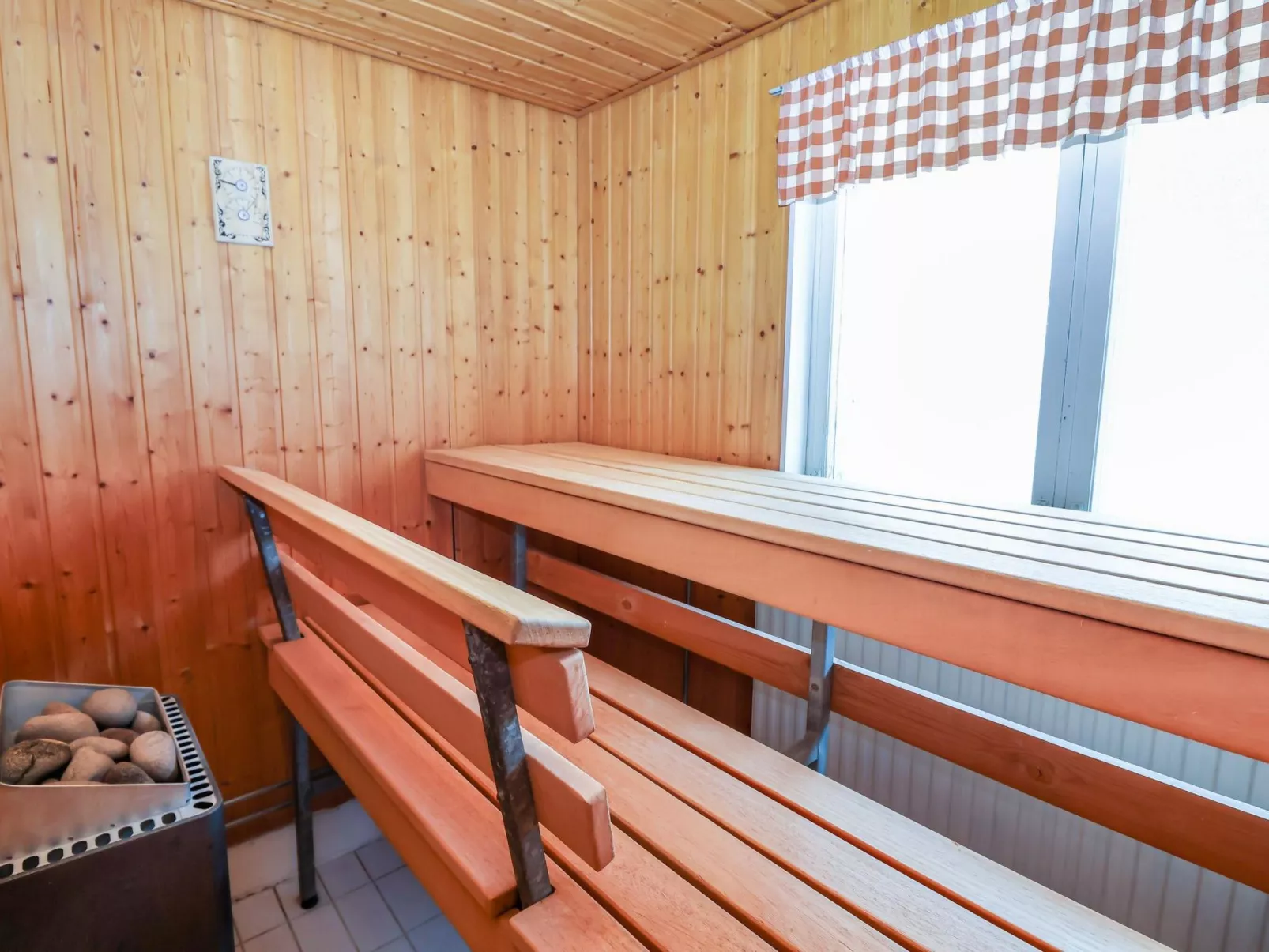 Kalamiehenkatu 6-Drinnen