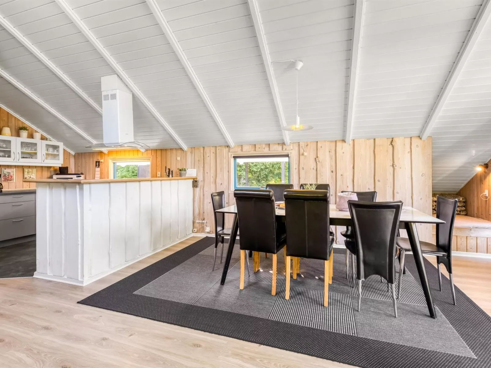 "Kai" - 400m from the sea-Drinnen