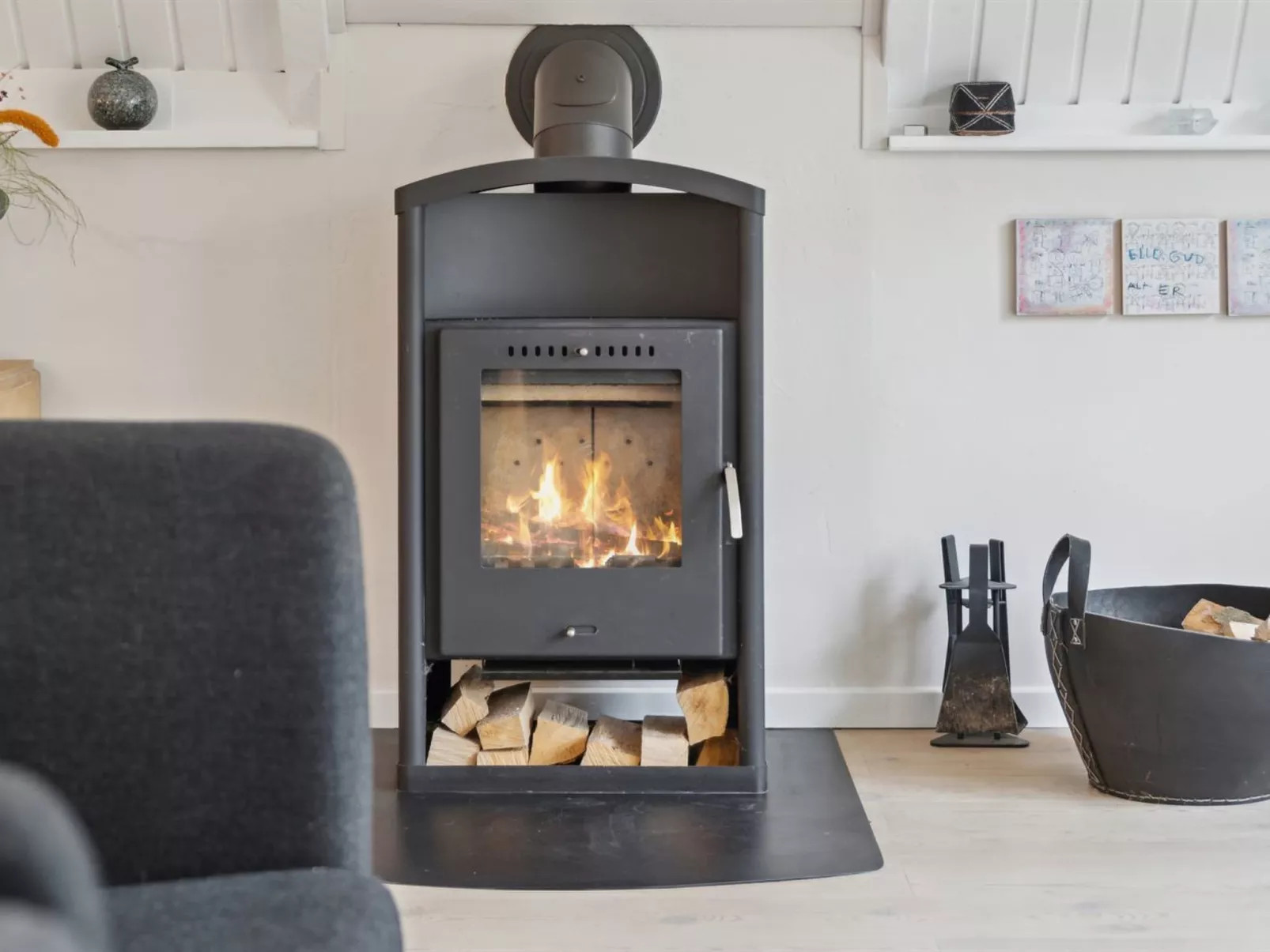 "Svenne" - 1.4km from the sea-Drinnen