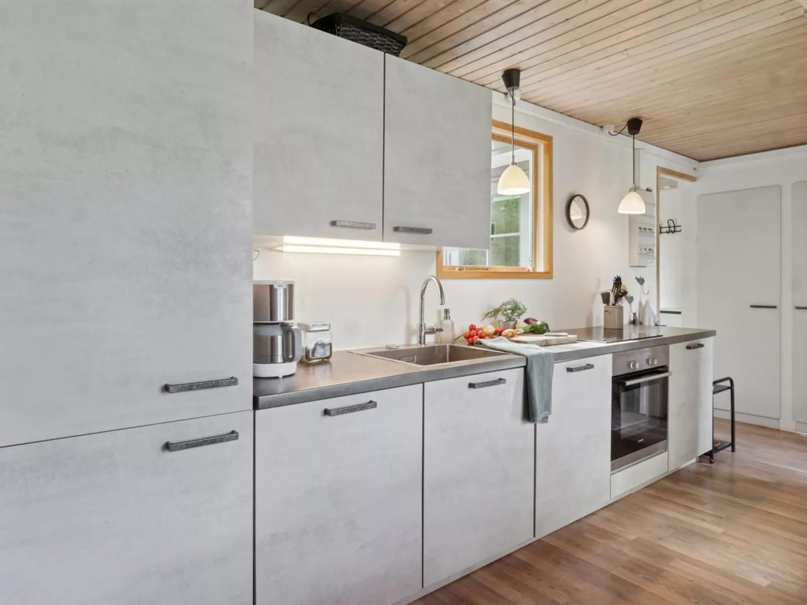 "Keke" - 2.5km from the sea-Dedans