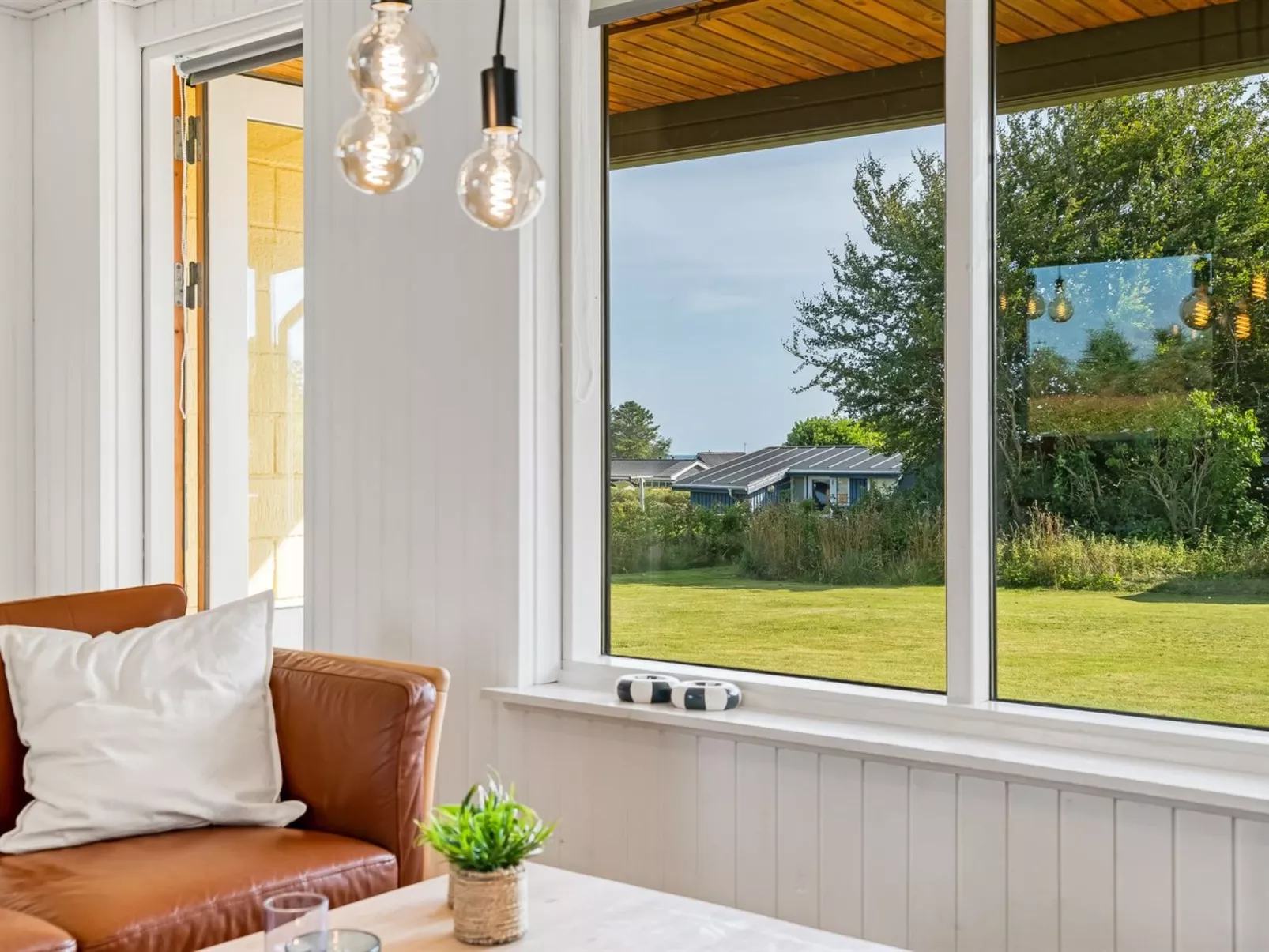 "Lillan" -  from the sea-Inside